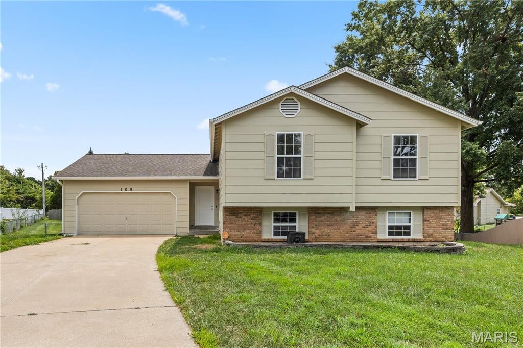109 Golden Harvest Court — photo
