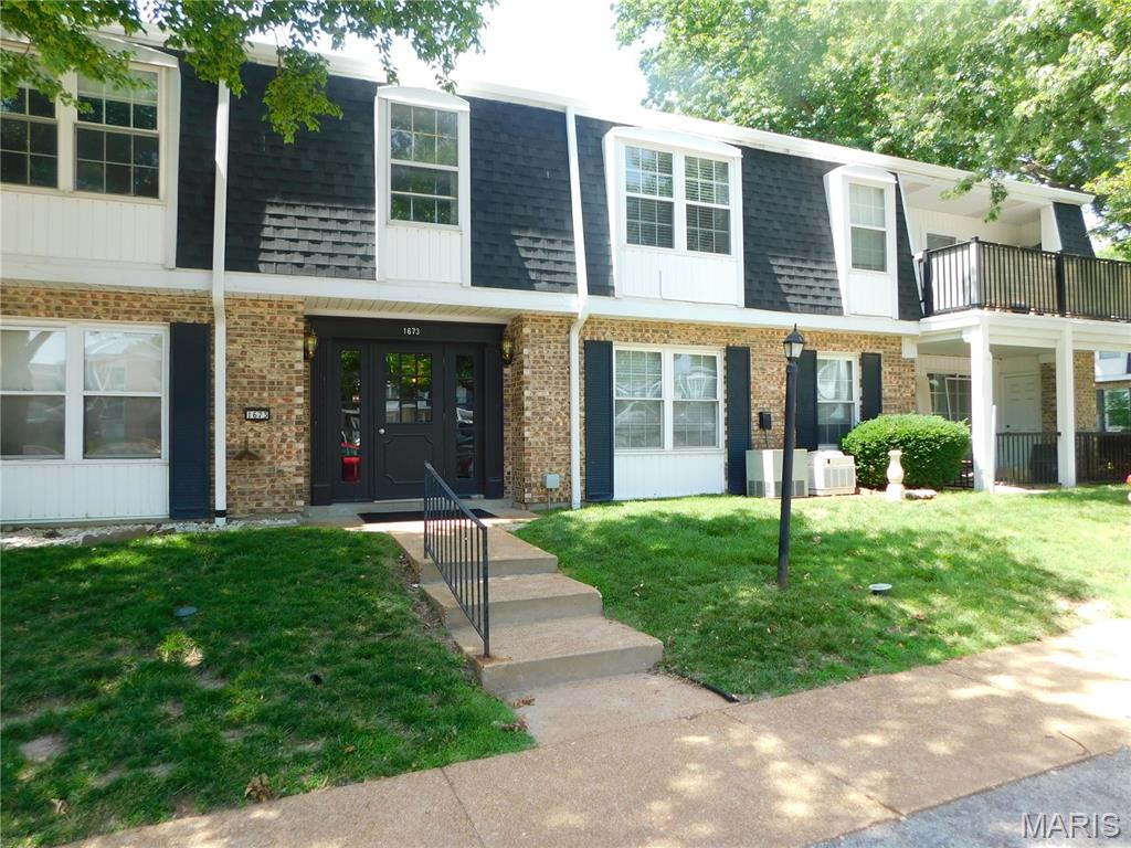 1673 Herault Place F — photo