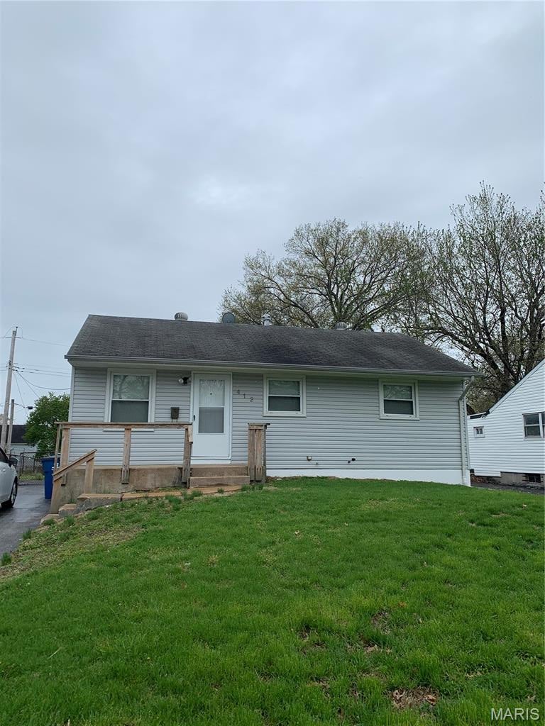 412 Macdougall Drive — photo