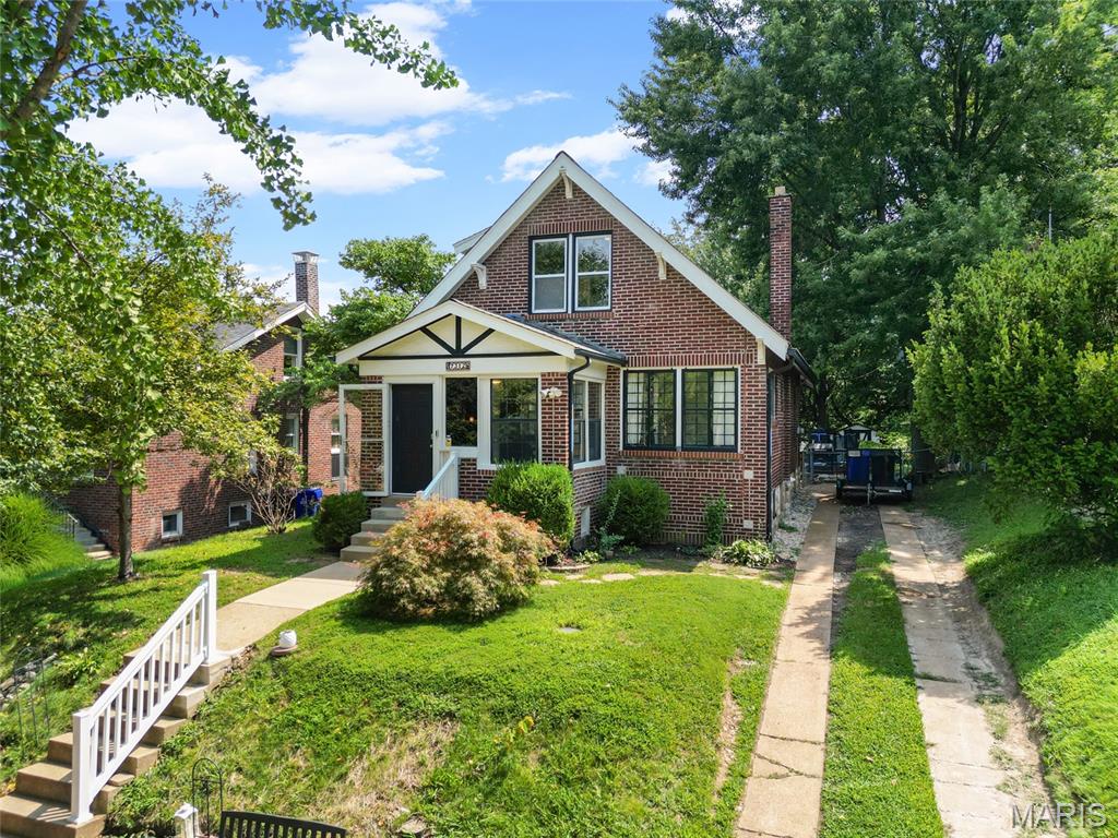 7312 Wellington Avenue — photo
