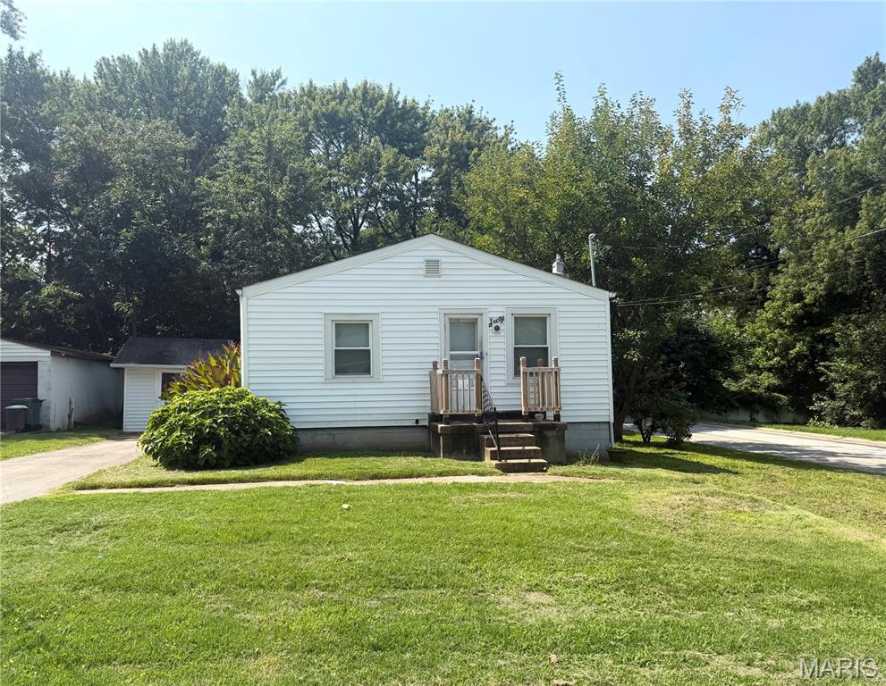 60 Connolly Drive — photo