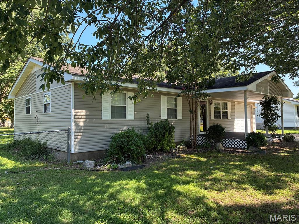 1704 Sidney Street — photo