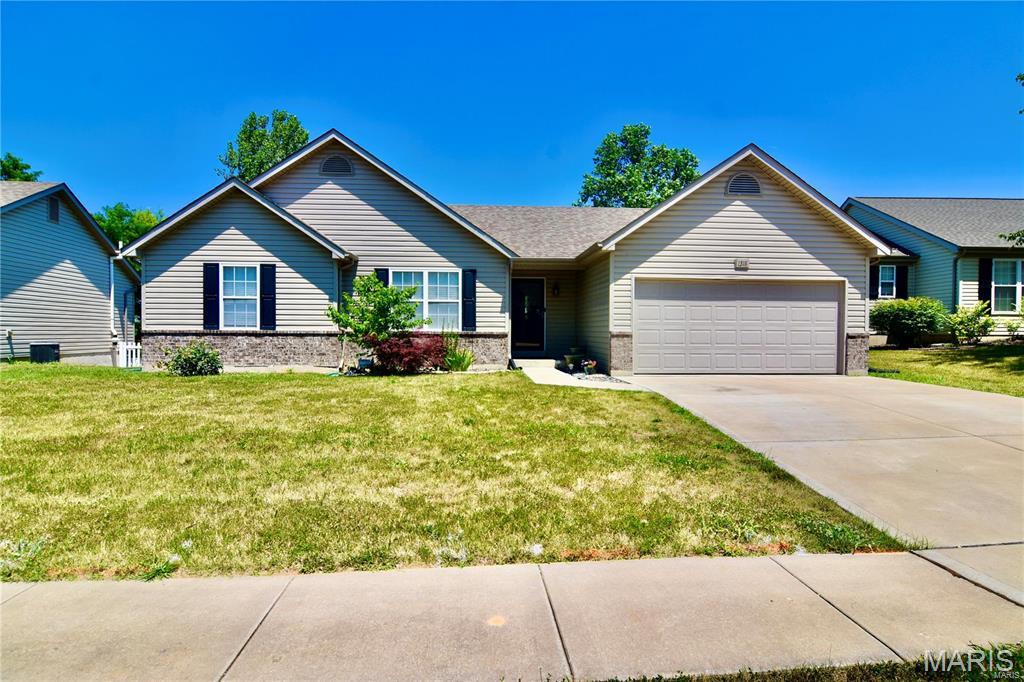 1318 Forest Way Drive — photo