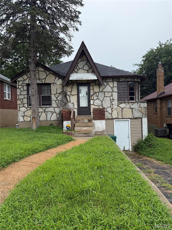 3010 Kemp Drive — photo