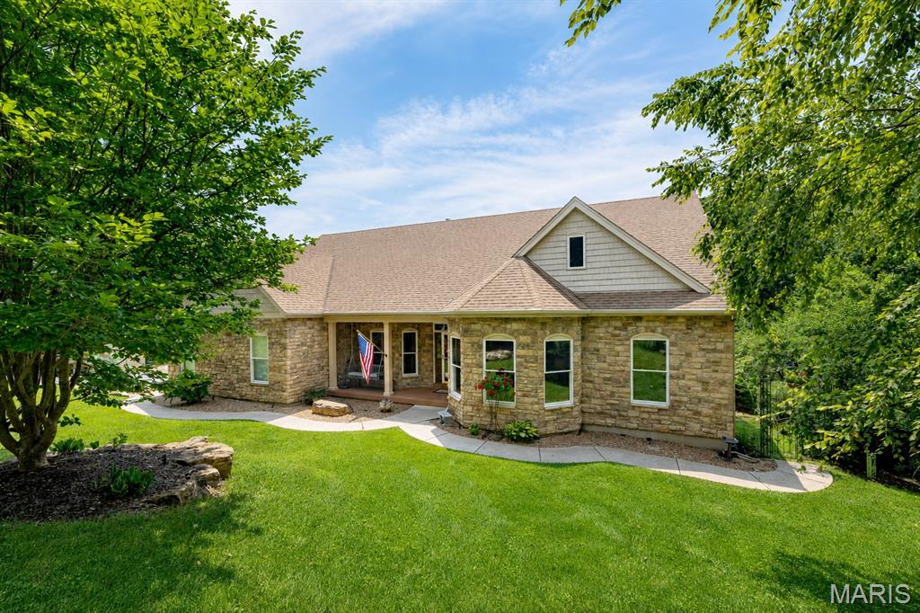 4484 Kingfisher Court — photo