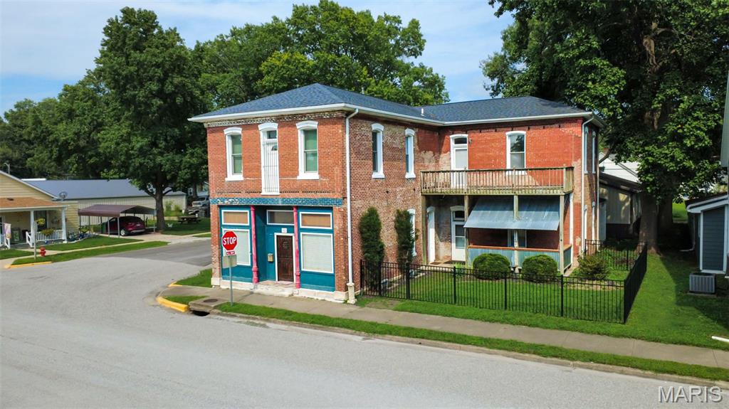 302 S Main Street — photo