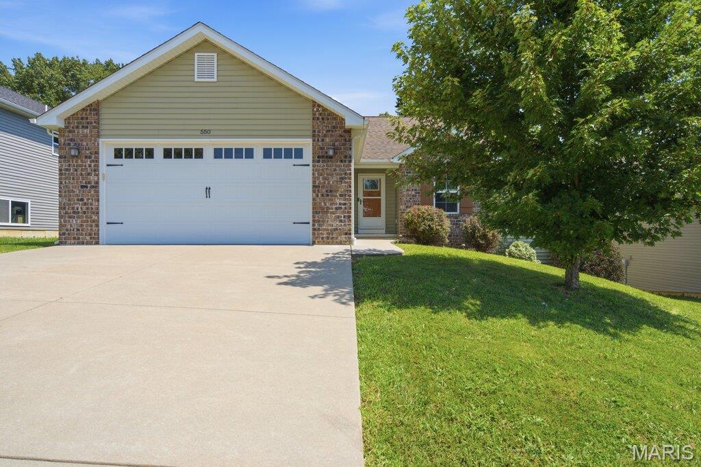 550 Crestfall Drive — photo