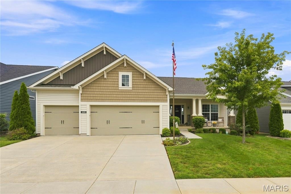 1319 Bloomfield Drive — photo