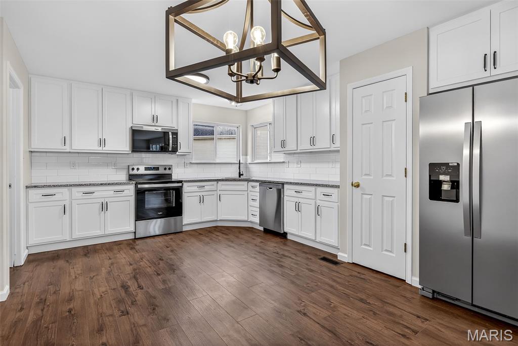 10 Caleb Circle, Arnold, MO 63010 — photo 2
