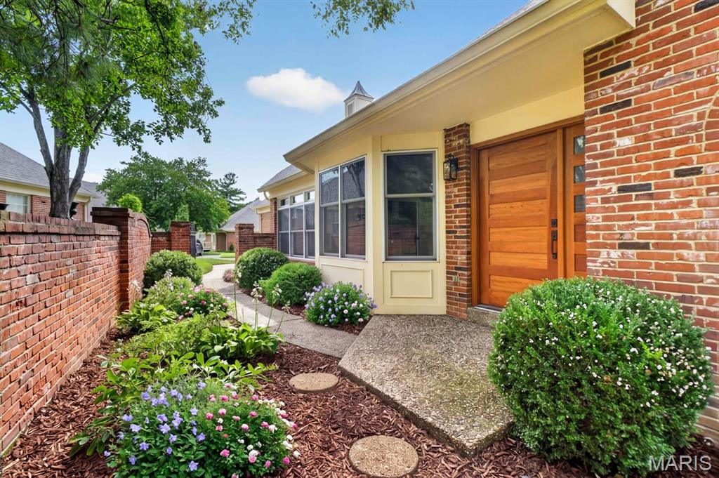 2217 Croydon Walk — photo