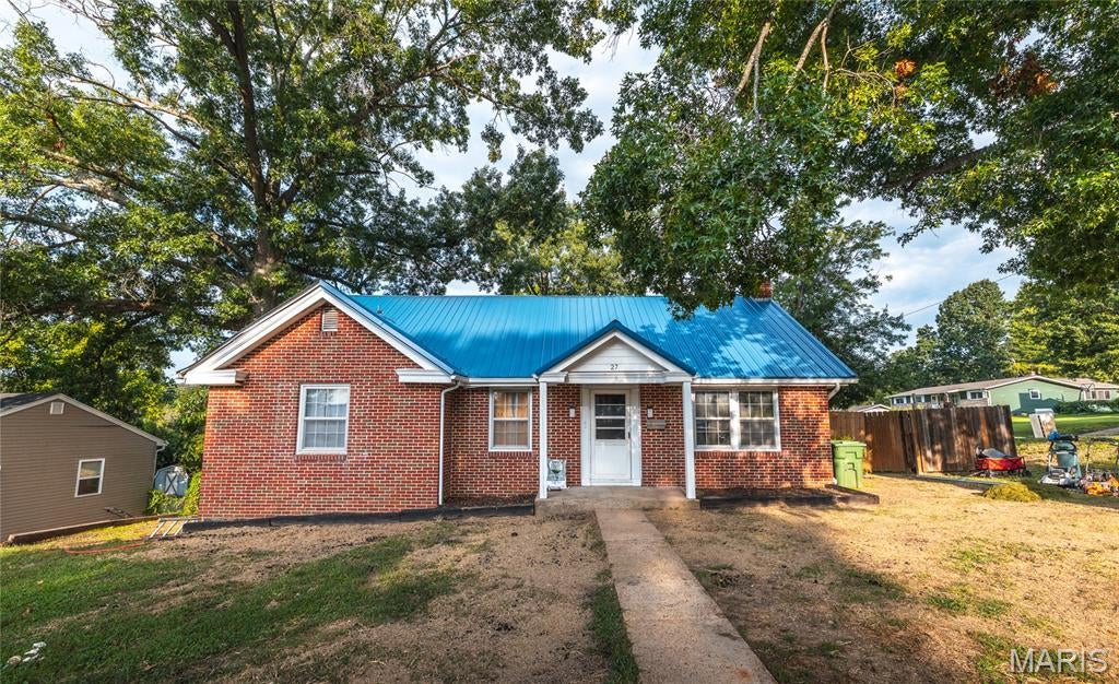 27 Irene Lane — photo