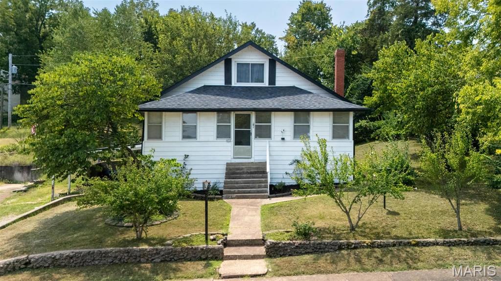 402 Fort Street — photo