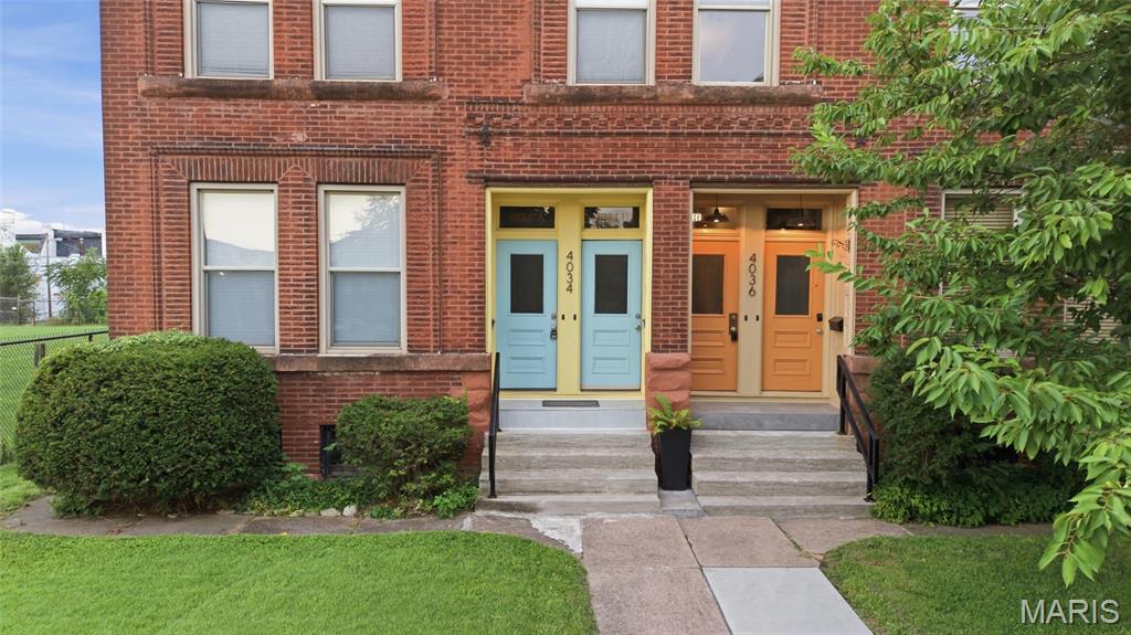 4036 Laclede Avenue B — photo