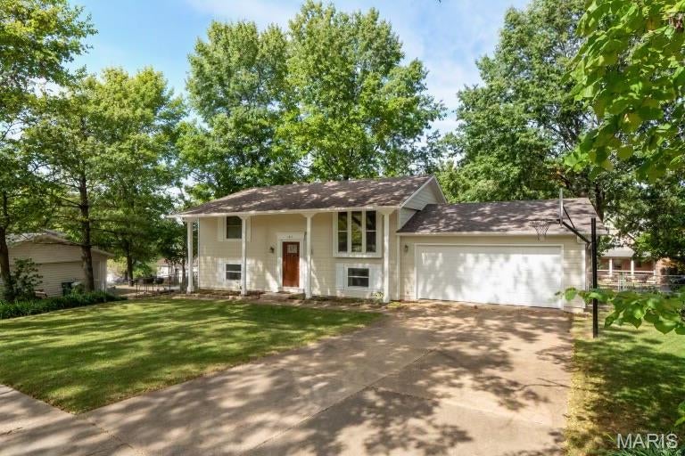 1817 Enola Court — photo