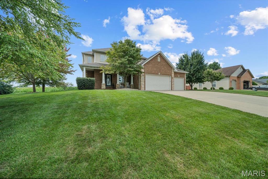 2045 Grandview Drive — photo