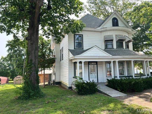 900 Cedar Street — photo