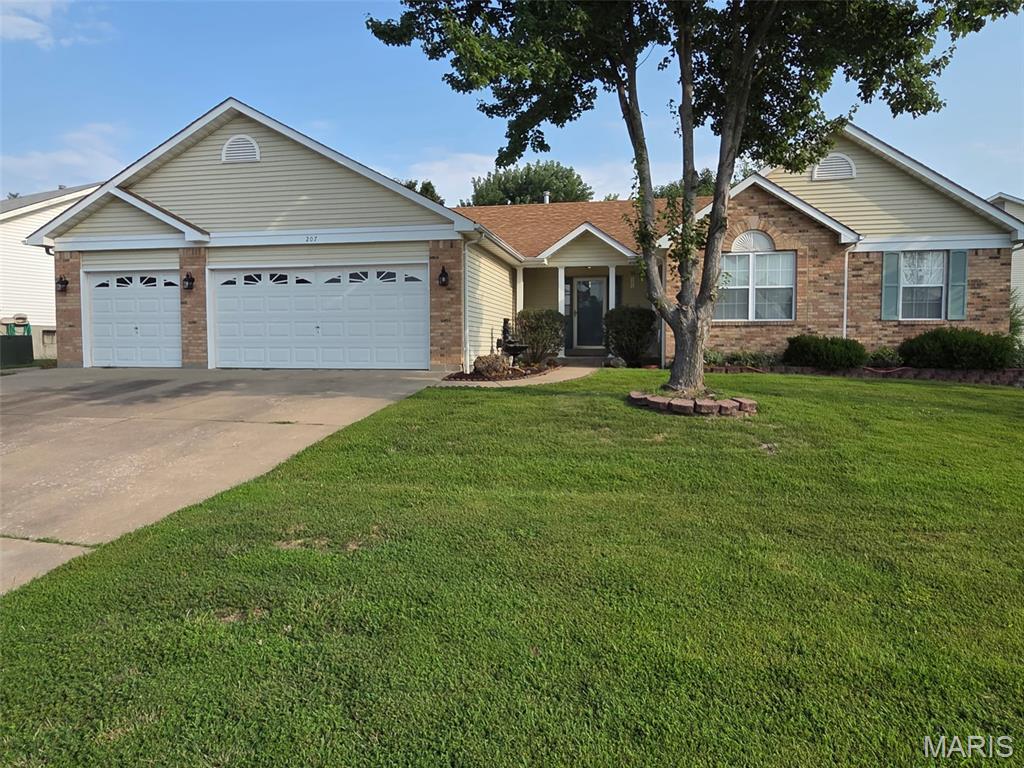 207 Sassafras Parc Drive — photo