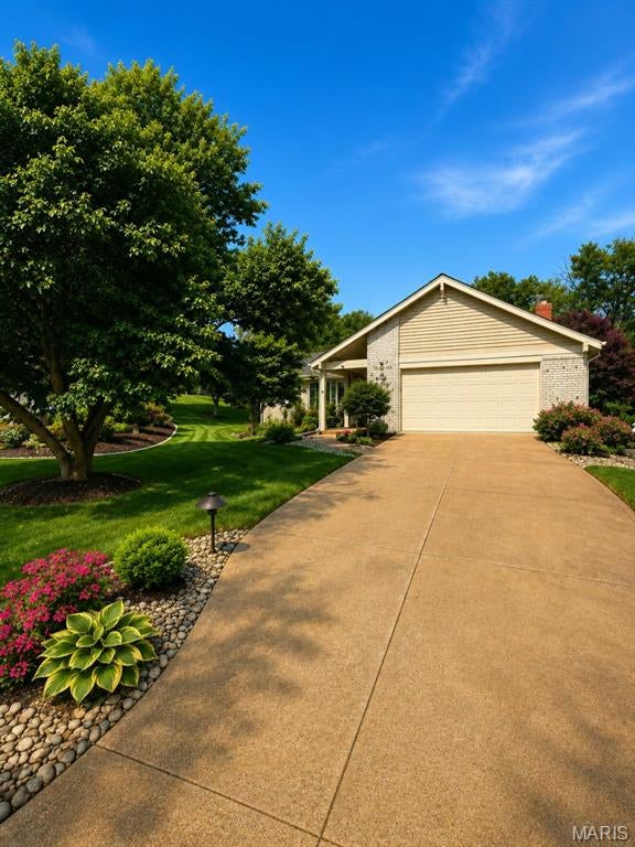 944 Ridgetree Lane — photo