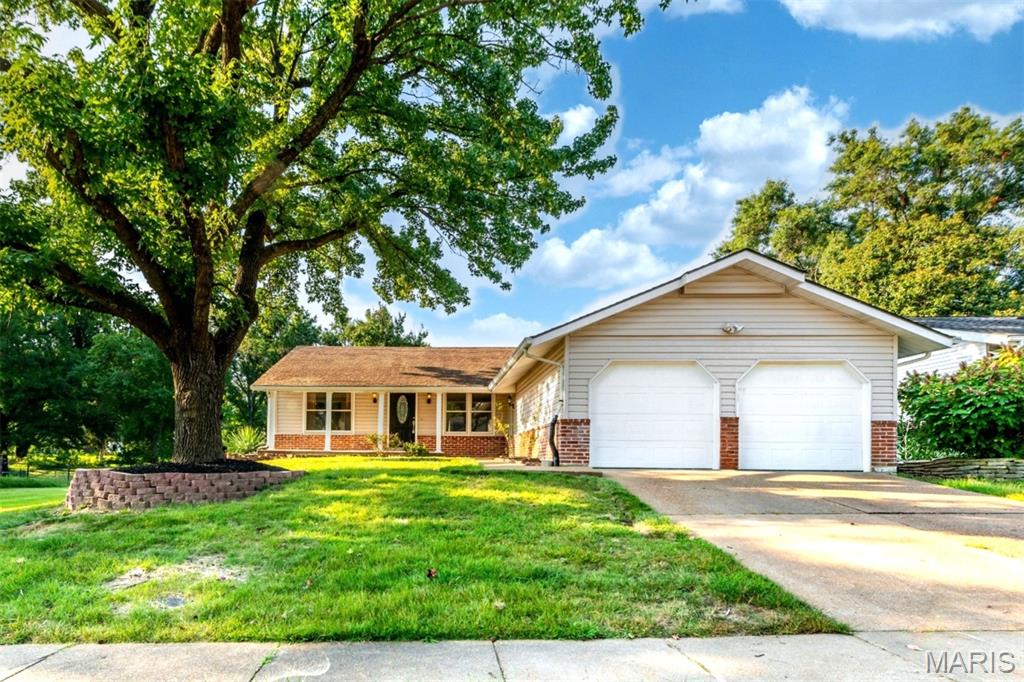 12732 Glenage Drive — photo