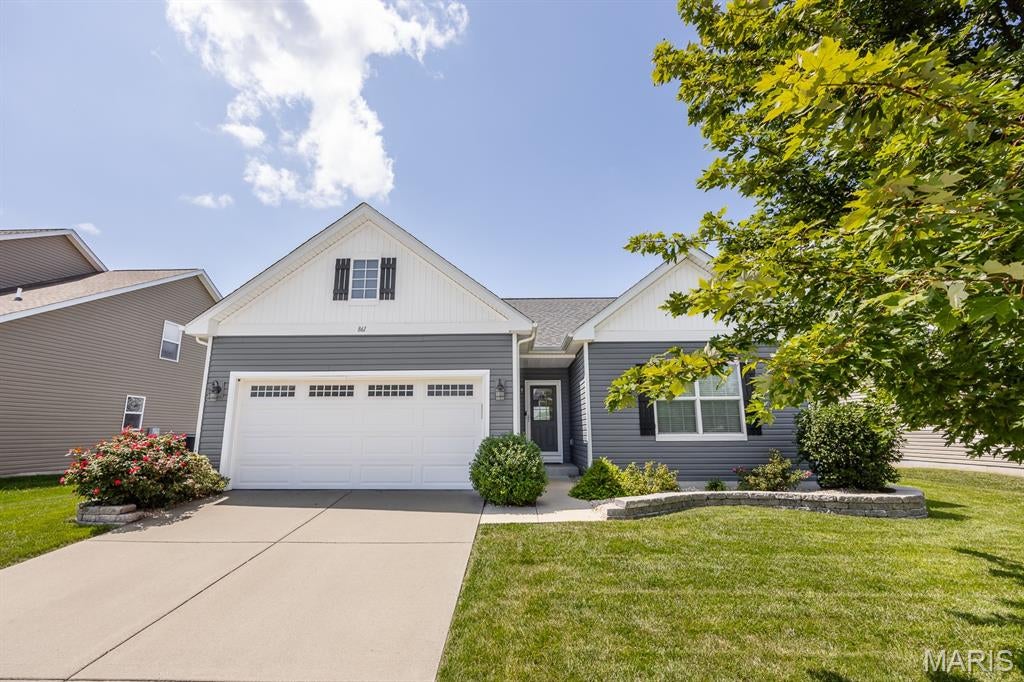 861 Bluff Ridge Lane — photo