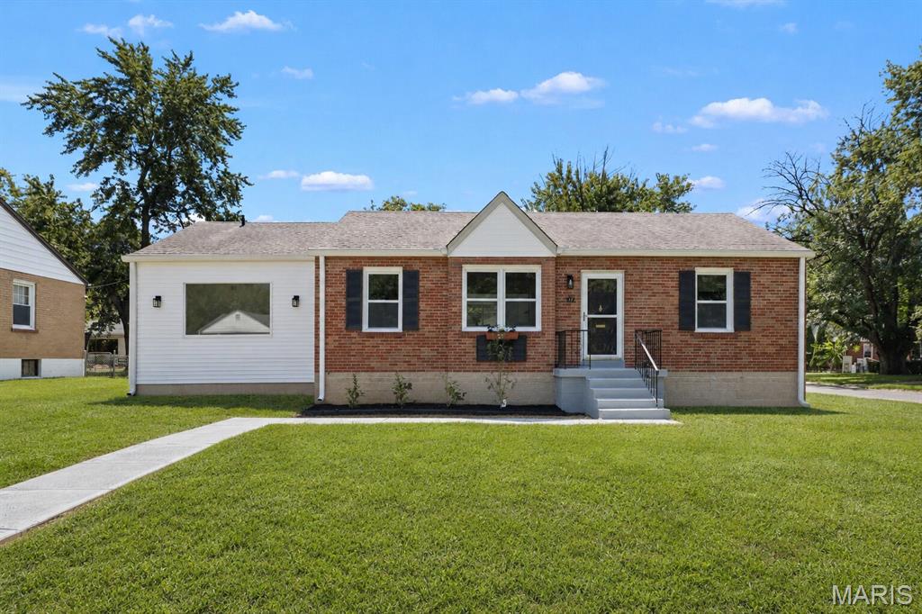 17 Saint Martha Court — photo