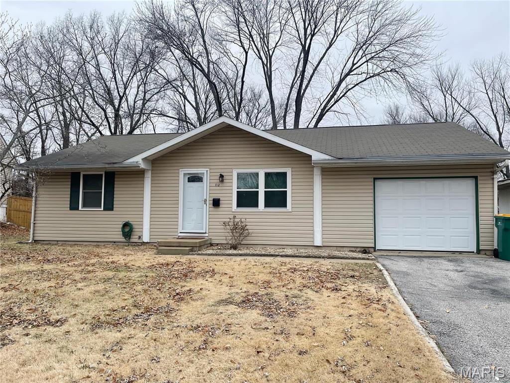 712 Juniper Drive — photo