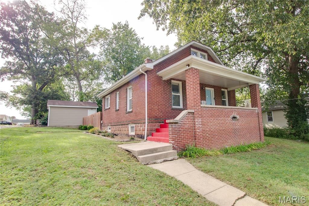 6 Rosa Avenue — photo