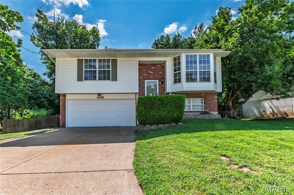 1208 Walnut Drive — photo