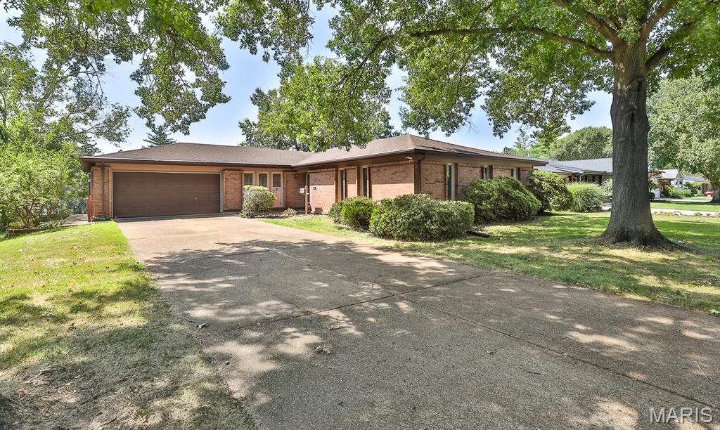 208 Fawn Meadows Drive — photo