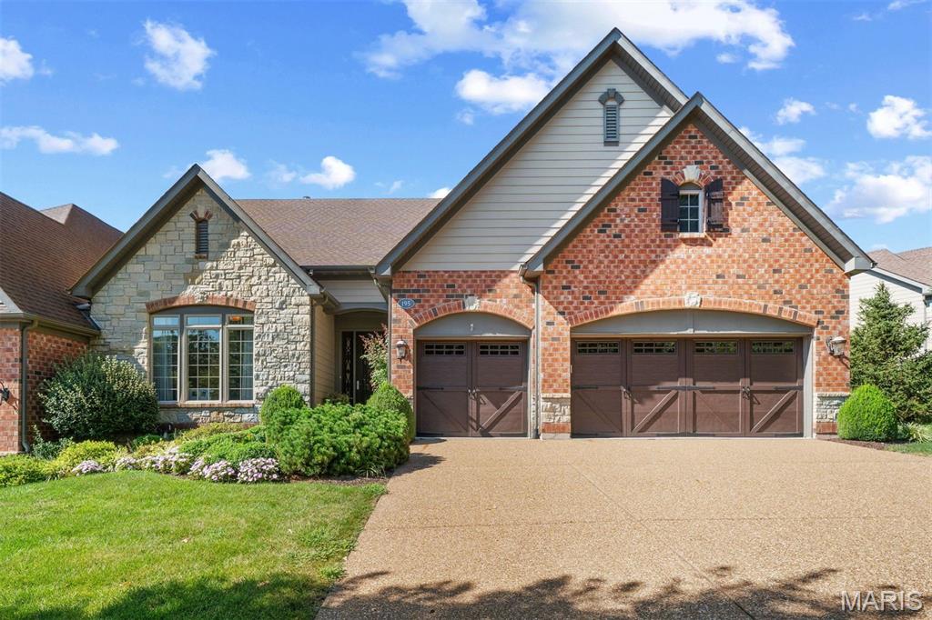 195 Kendall Bluff Court — photo