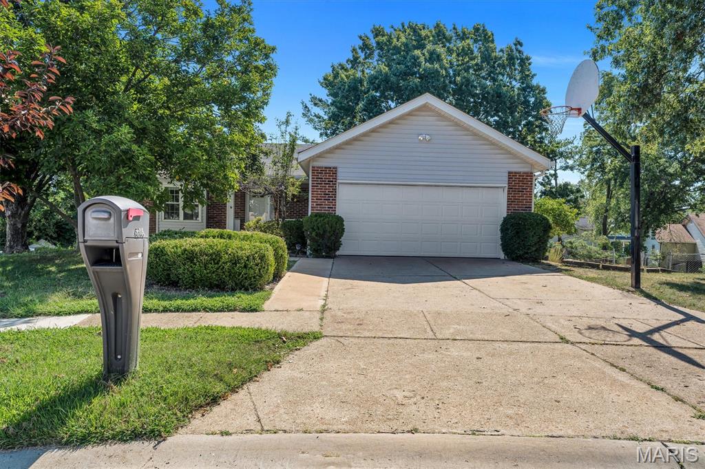 16306 Westglen Farms Court — photo
