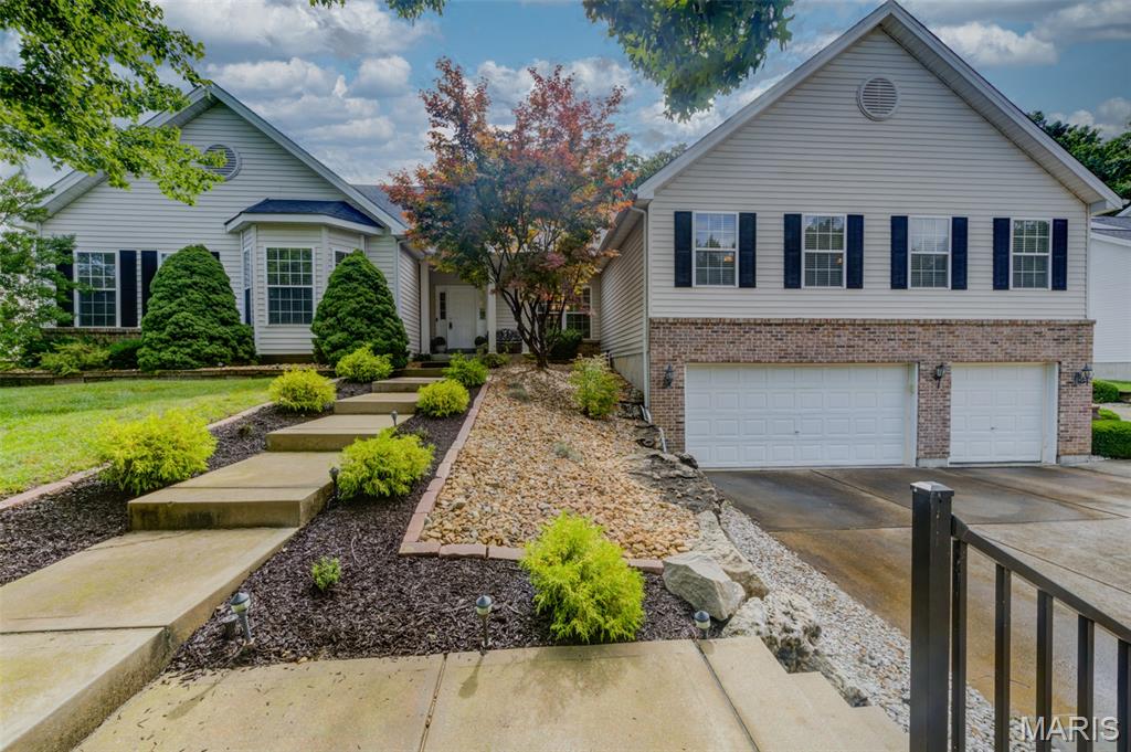 208 Churchill Downs Court — photo