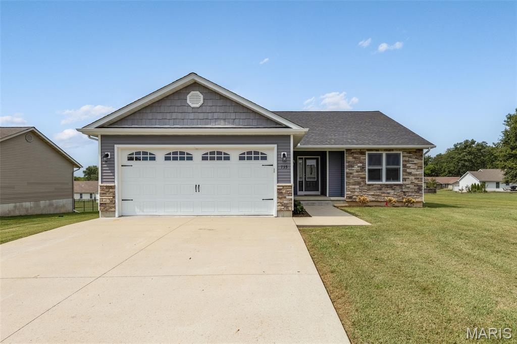 735 Skye View Court — photo