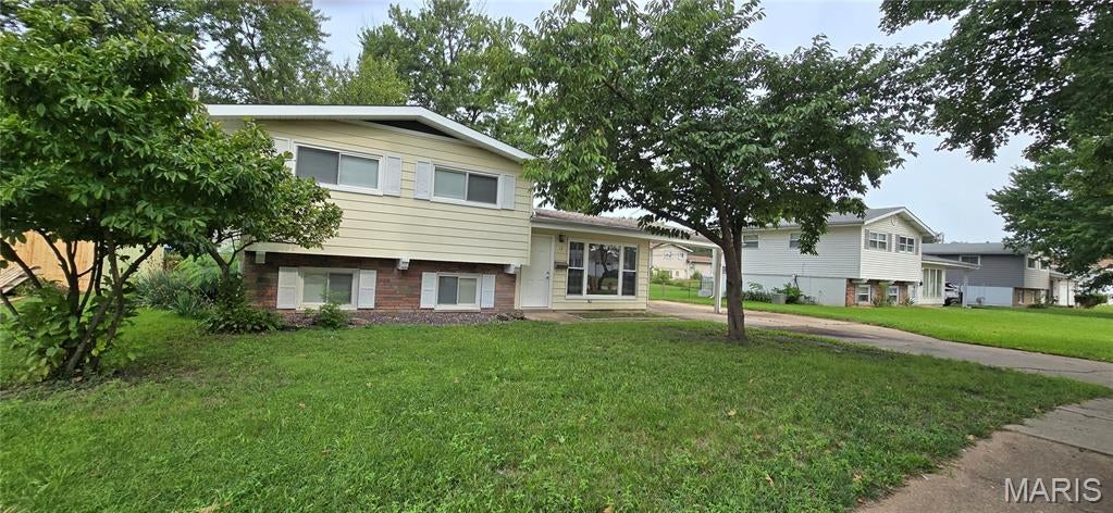 13 Floweridge Lane — photo