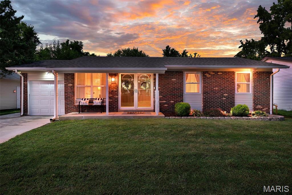 3027 Luxury Drive — photo