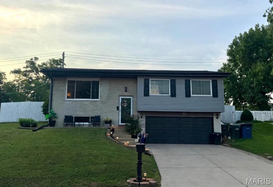 619 Robin Drive — photo