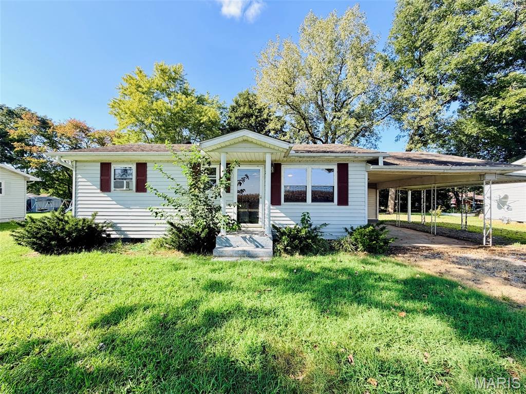 705 W Sand Road — photo
