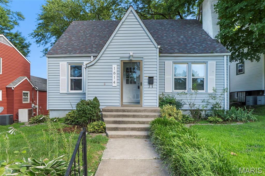 1614 Bessie Street — photo