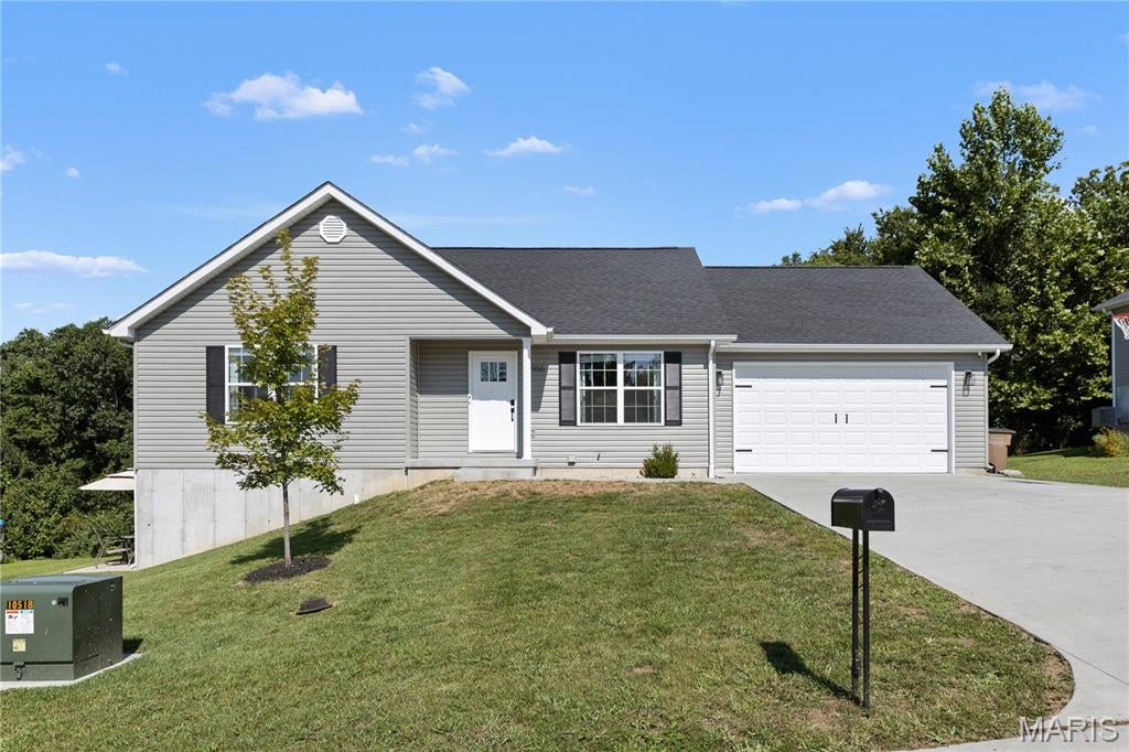 866 Lakeway Drive — photo