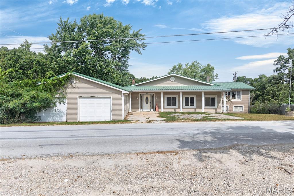15905 Hardin Lane — photo
