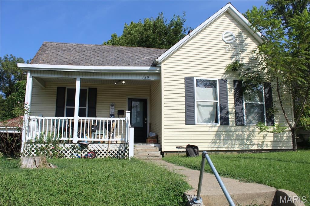 320 N Fountain Street — photo