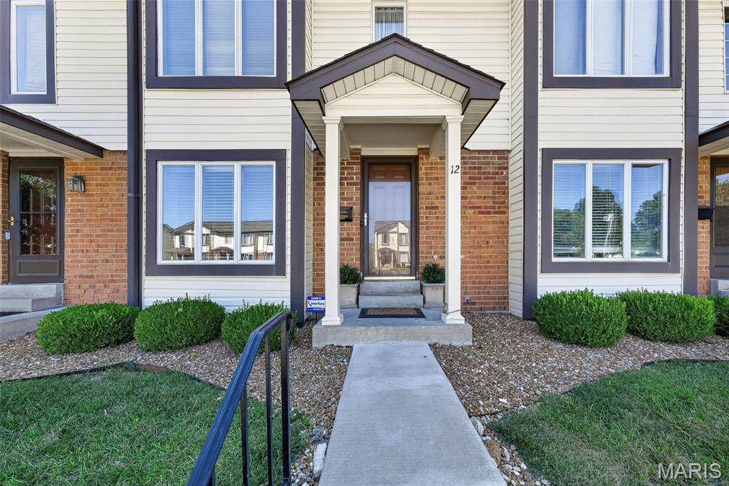 12 New Hope Court — photo
