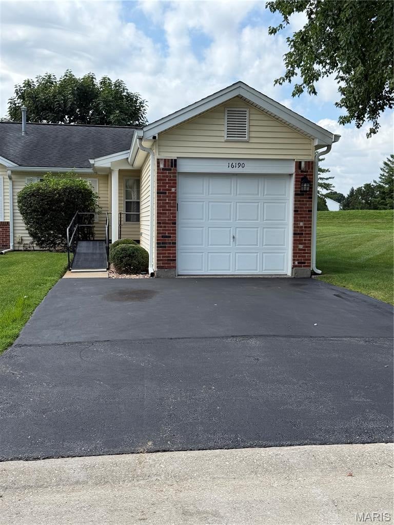 16190 Rose Wreath Lane — photo