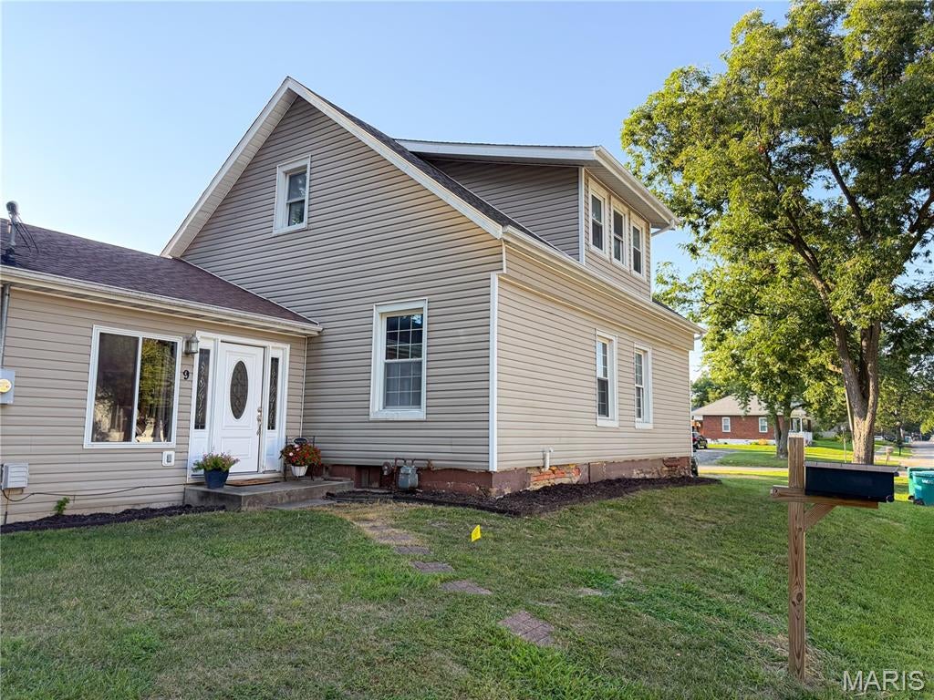 9 S Hickory Street — photo
