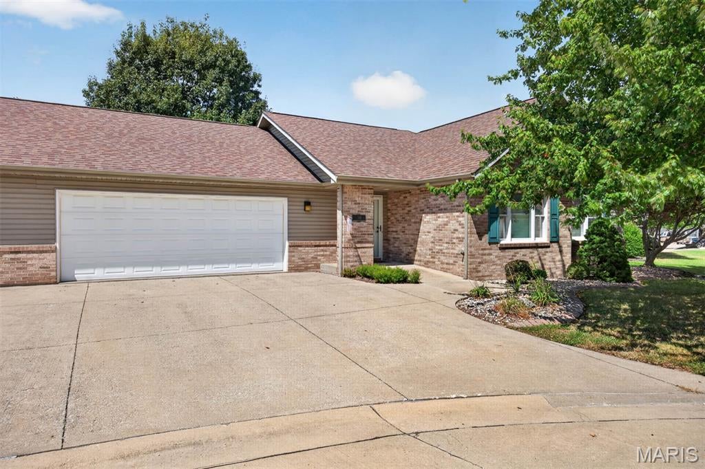 36 Korte Drive — photo