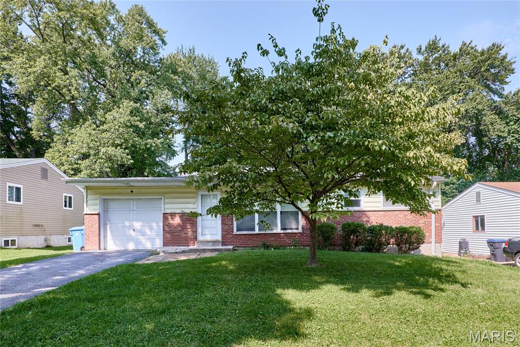 145 Clearview Drive — photo