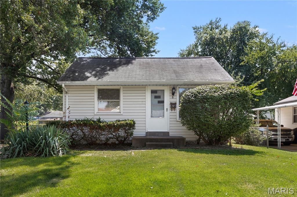 8 Wescott Drive — photo