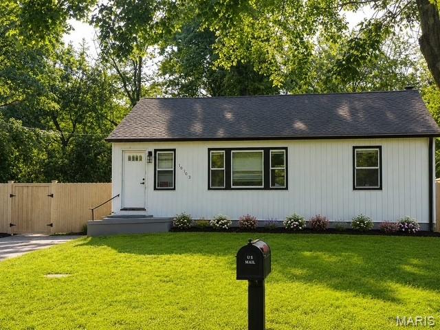 10103 Mayfair Drive — photo