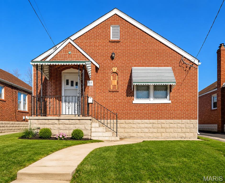 227 W Loretta Avenue — photo