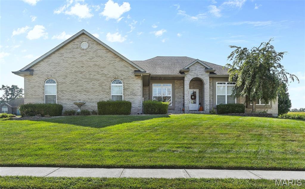 2033 Grandview Drive — photo